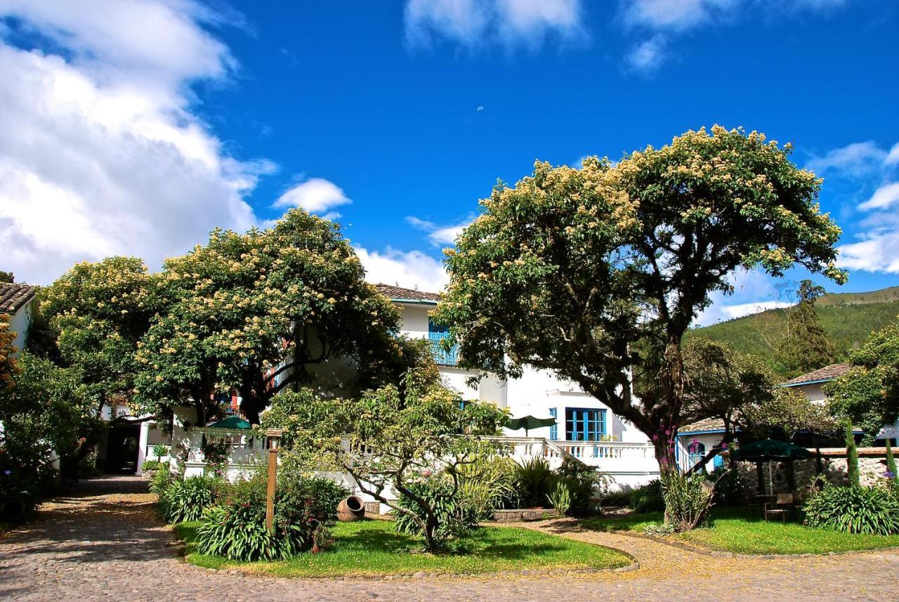 Hotel Hacienda Cusin Otavalo Exterior foto